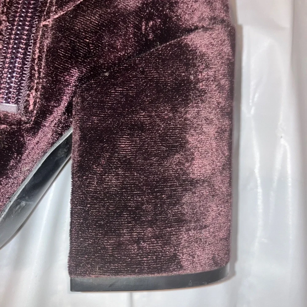SOLD. Kendall + Kylie Burgundy Plum Velour Ankle Boots - Picture 4 of 8